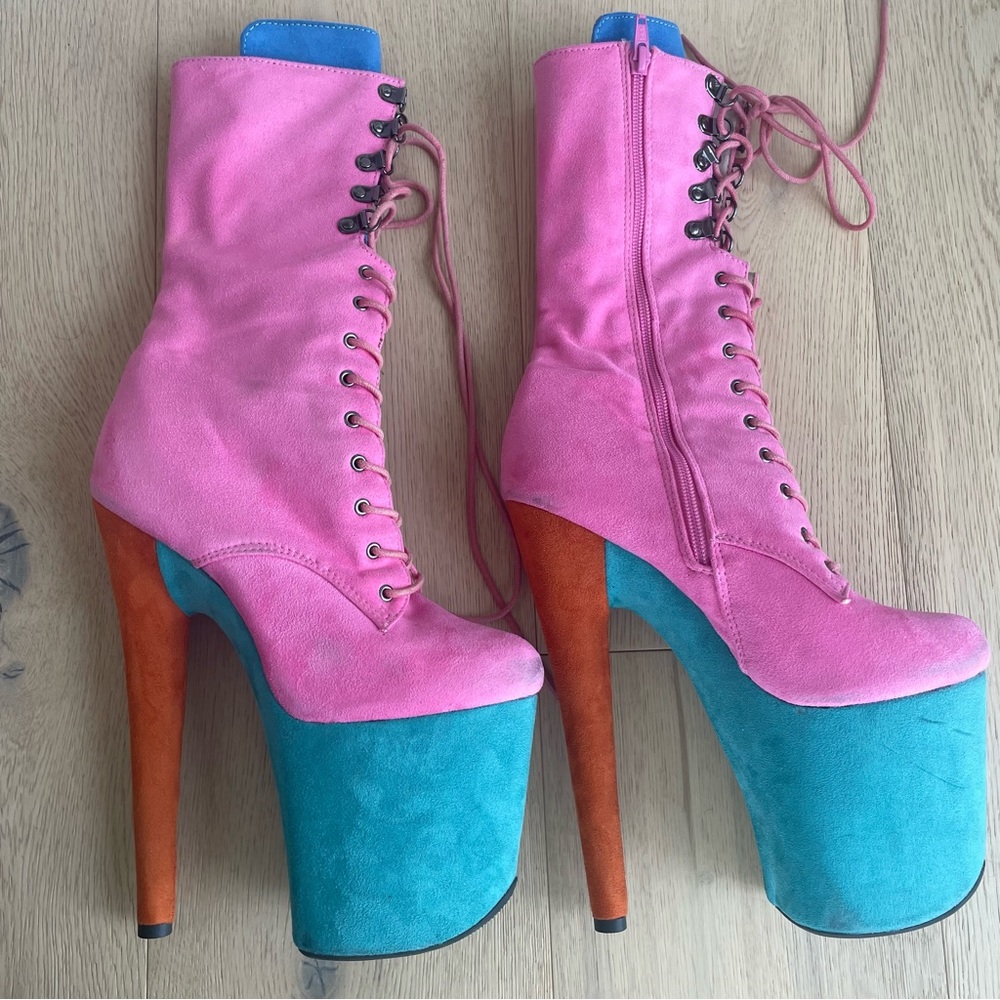 Leecabe 8 inch Heels